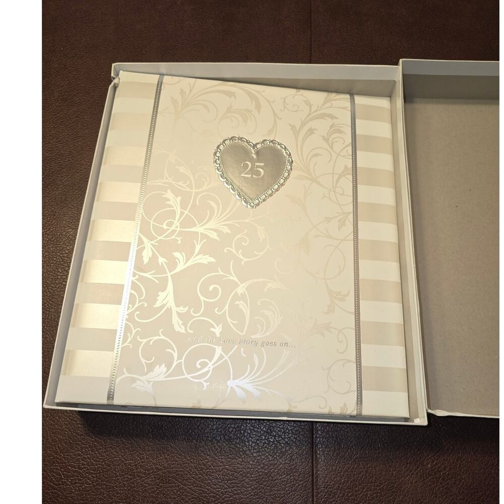 NWT Hallmark 25th Wedding Anniversary Album/Memory Book/Keepsake NOS